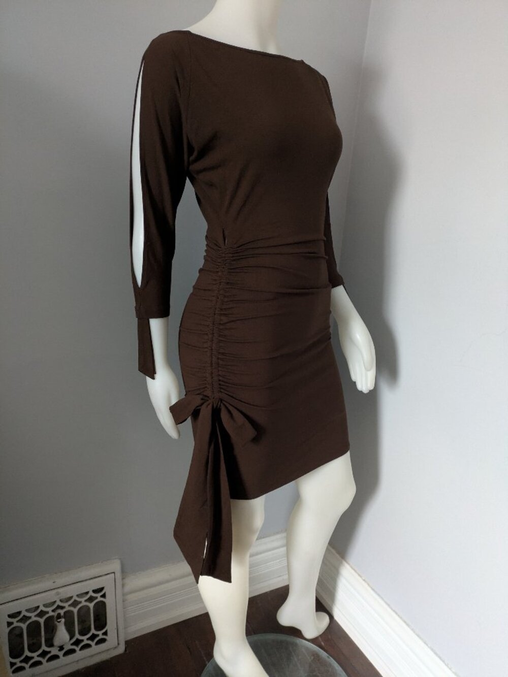 Cache dress - Picture 2 of 7